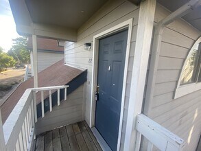 8321 S Upham Way in Littleton, CO - Building Photo - Building Photo