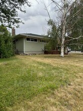 319 Beth Dr in Great Falls, MT - Foto de edificio - Building Photo