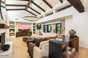 9836 E Topaz Dr in Scottsdale, AZ - Building Photo