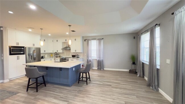 1247 NW 165th Ave in Pembroke Pines, FL - Building Photo - Building Photo