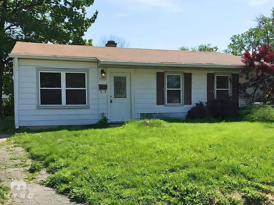 5326 Winston Pl in Indianapolis, IN - Building Photo