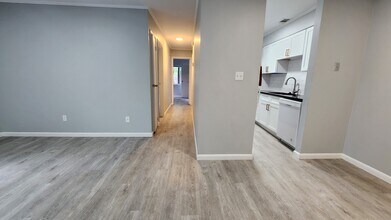 950 Forestbrook Rd in Myrtle Beach, SC - Foto de edificio - Building Photo