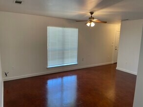 17365 Regina Coeli Rd in Covington, LA - Building Photo - Building Photo