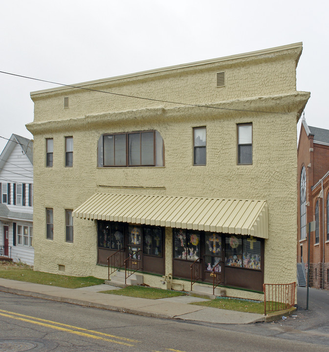 Apartments in Dickson City, PA - Foto de edificio