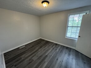 2339 Kimberly Dr in Nashville, TN - Building Photo - Building Photo