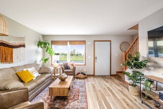 10268 Cleveland Rd, Unit SI ID1496101P in Creston, OH - Building Photo - Building Photo