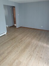 15300 Martin Luther King Jr Dr, Unit 3W in Dolton, IL - Building Photo - Building Photo