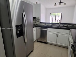 14723 SW 61st Terrace in Miami, FL - Building Photo - Building Photo