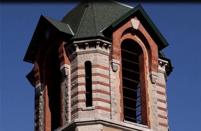 624 Washington St in Coventry, RI - Foto de edificio - Building Photo