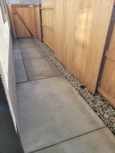 8055 Monterey Pebble Way in Elk Grove, CA - Building Photo - Building Photo