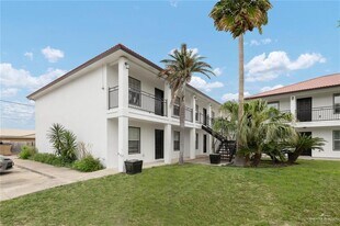 11 E Stubbs St in Edinburg, TX - Building Photo