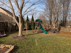 6 Maxim Ct in Arden, NC - Building Photo - Building Photo