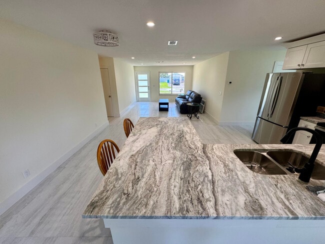 401 SE 34th Ave in Boynton Beach, FL - Building Photo - Building Photo