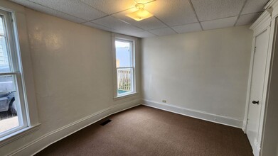 8 Walker Ave-Unit -Apartment 1 - Lower in Bradford, PA - Building Photo - Building Photo