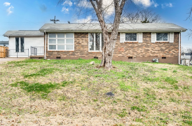 504 Continental Dr in Nashville, TN - Building Photo - Building Photo