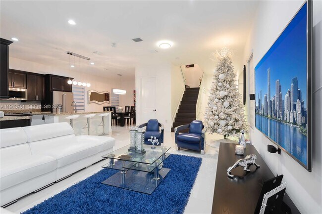 9735 W 34th Ct in Hialeah, FL - Building Photo - Building Photo