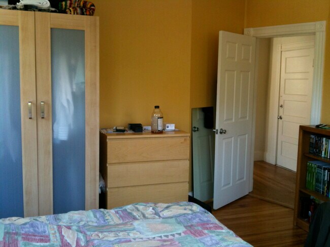 244 River St in Cambridge, MA - Building Photo - Building Photo
