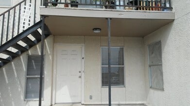 105 Rockwell Way in Del Rio, TX - Building Photo - Building Photo