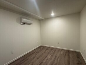 1009 E Jones St, Unit Bella Villa Apartments in Santa Maria, CA - Building Photo - Building Photo