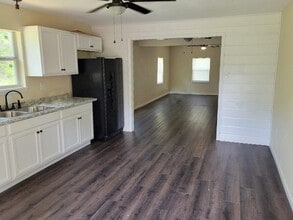15500 FM1725 in Cleveland, TX - Building Photo - Building Photo