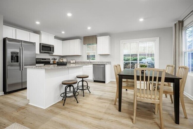 3215 Edgemead Cir NW in Calabash, NC - Building Photo - Building Photo