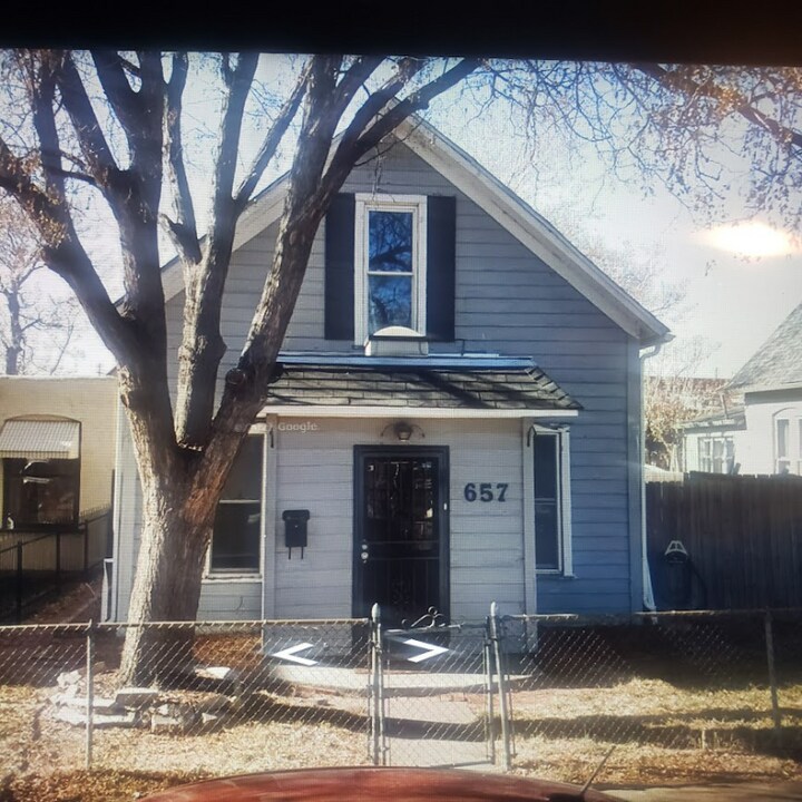 657 Galapago St in Denver, CO - Building Photo