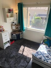 15076 Varsity St in Moorpark, CA - Building Photo - Building Photo