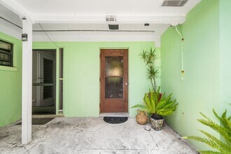 5615 N Ocean Blvd in Ocean Ridge, FL - Building Photo - Building Photo