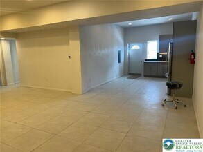 134 S 3rd St, Unit Apt B in Coplay, PA - Building Photo - Building Photo