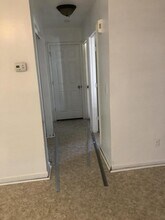 304 Ardale Dr in High Point, NC - Foto de edificio - Building Photo