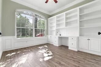 31 Treescape Cir in The Woodlands, TX - Building Photo - Building Photo