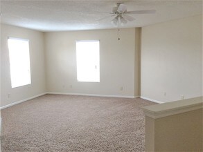 8284 S Midnight Dr in Pendleton, IN - Building Photo - Building Photo