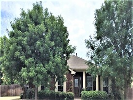 485 Sausalito Dr in Rockwall, TX - Building Photo