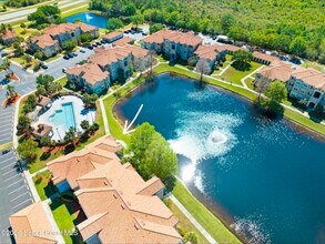 1747 Sophias Dr, Unit 202 in Melbourne, FL - Foto de edificio - Building Photo