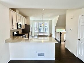 4431 Monroe Ct in Naperville, IL - Building Photo - Building Photo
