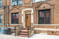 42 Lincoln Ave in Brooklyn, NY - Foto de edificio - Building Photo