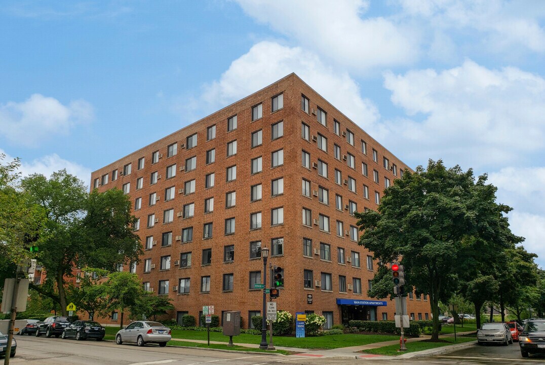 855 Hinman Ave in Evanston, IL - Building Photo