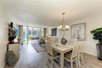 4480 Fairways Blvd in Bradenton, FL - Building Photo - Building Photo