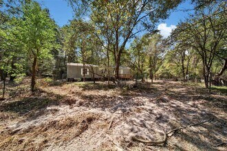 204 Morris Ln in Huntsville, TX - Building Photo - Building Photo