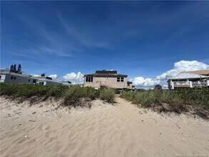 1501 NE Ocean Blvd, Unit 9 in Stuart, FL - Building Photo - Building Photo