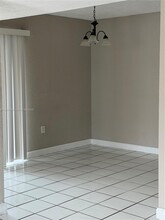 4515 SW 68th Court Cir, Unit 1 in Miami, FL - Building Photo - Building Photo
