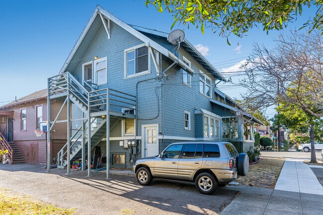 1821 Lincoln Ave in Alameda, CA - Building Photo - Building Photo