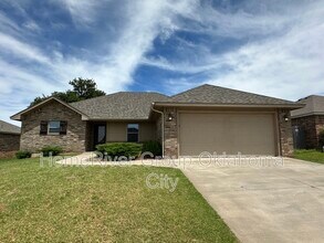 4513 Wagner Lake Dr in Yukon, OK - Building Photo - Building Photo