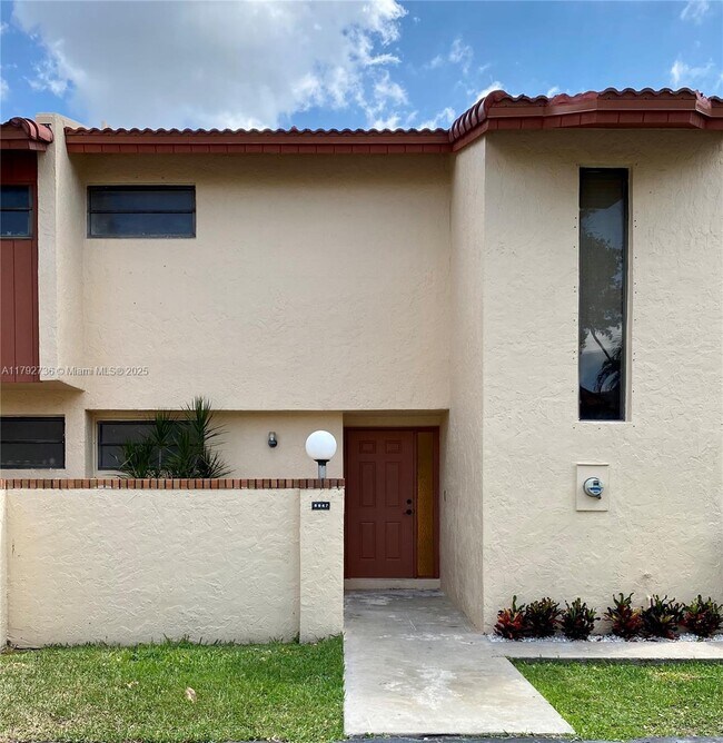 8947 SW 149th Pl in Miami, FL - Building Photo - Building Photo