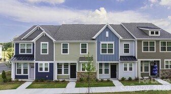 17112 Birchwood Farm Rd in Pineville, NC - Building Photo