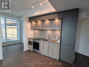 491 Soho Ave in Mississauga, ON - Building Photo - Building Photo