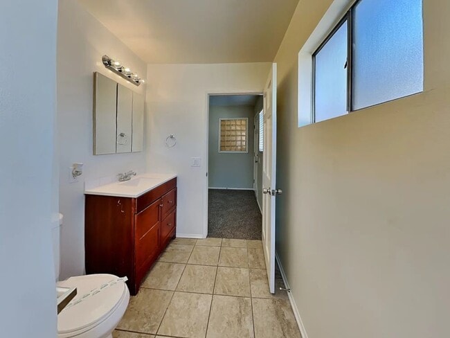 6705 Murietta Ave in Los Angeles, CA - Building Photo - Building Photo
