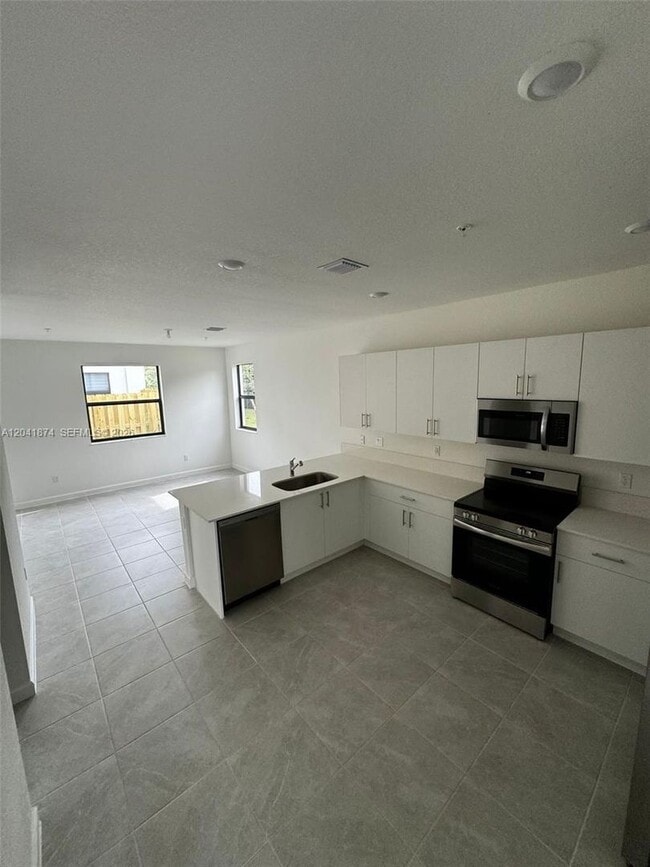 property at 285 SW 159th Dr