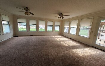 47 Westwood Dr in Sumter, SC - Building Photo - Building Photo