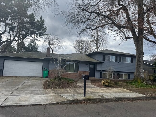 14422 NE Shaver St in Portland, OR - Building Photo - Building Photo